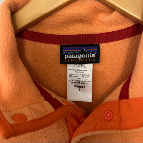 Patagonia Women's Lightweight Synchilla Snap-T Pullover Orange - Picture 4 of 5